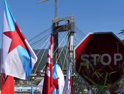 17-07-13 OcupacionOficinasUTEponteRande23.JPG